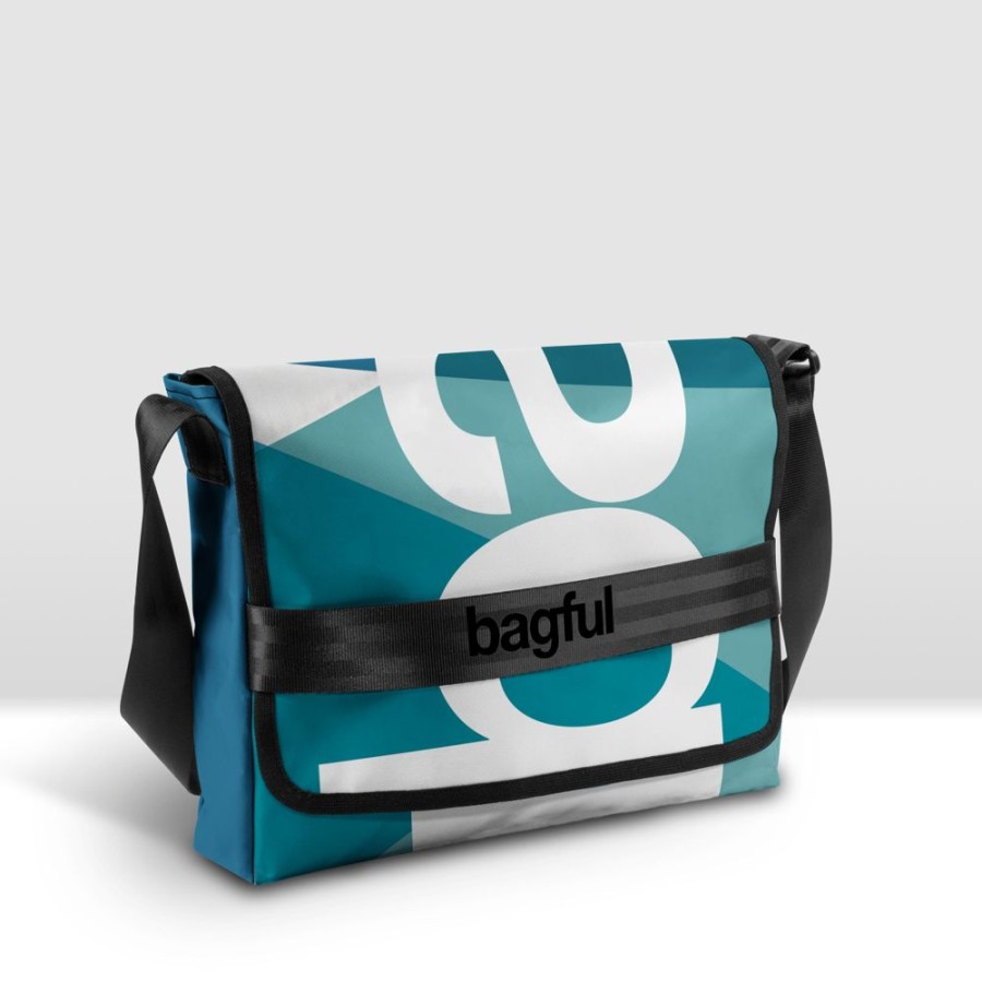 Messenger Bagful | Water