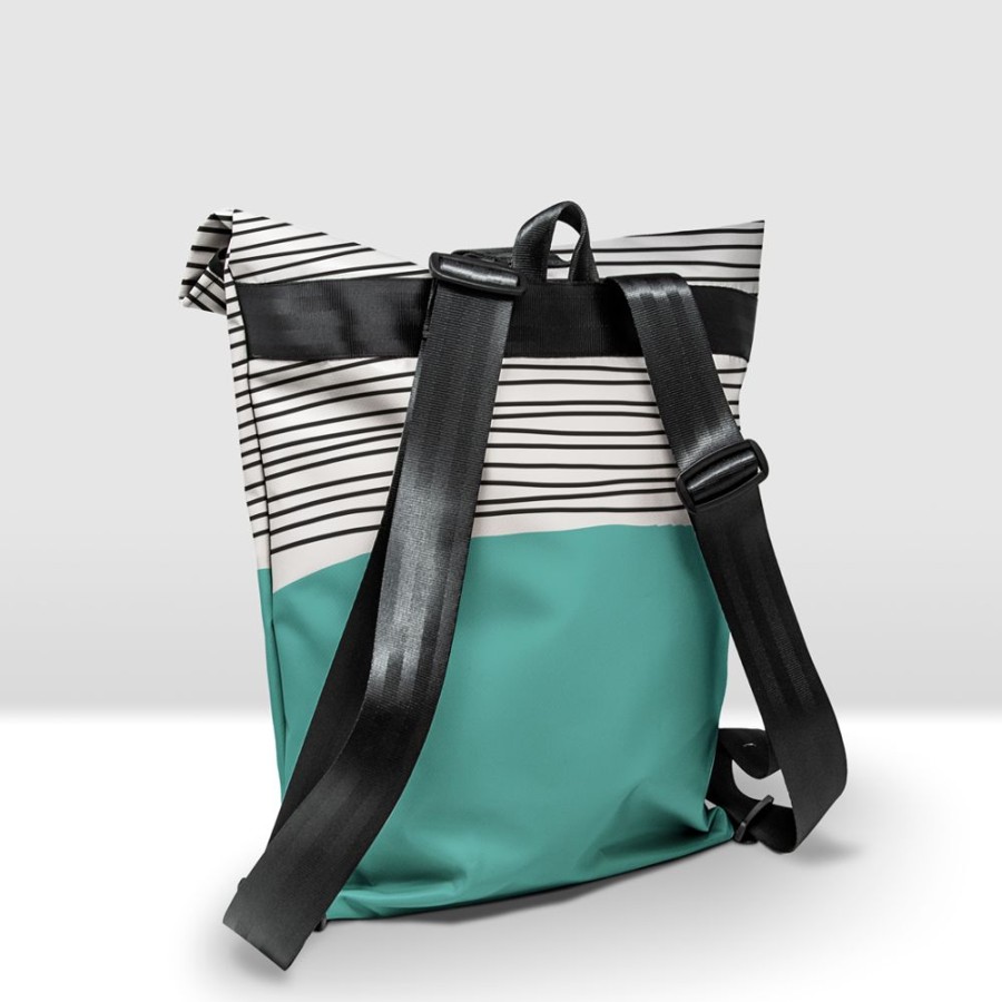 Bagpack Bagful | Horizontal