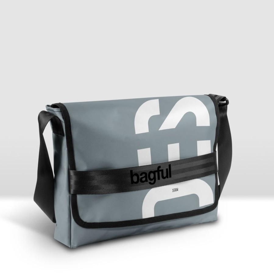 Messenger Bagful | Design