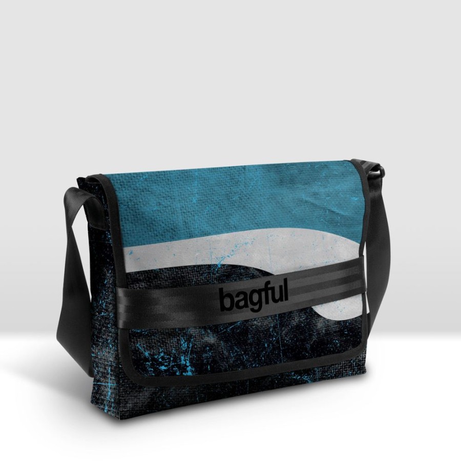 Messenger Bagful | Downpour