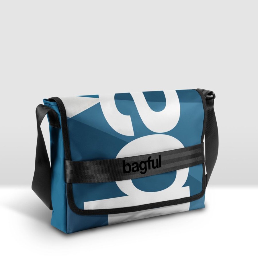 Messenger Bagful | Water Pool