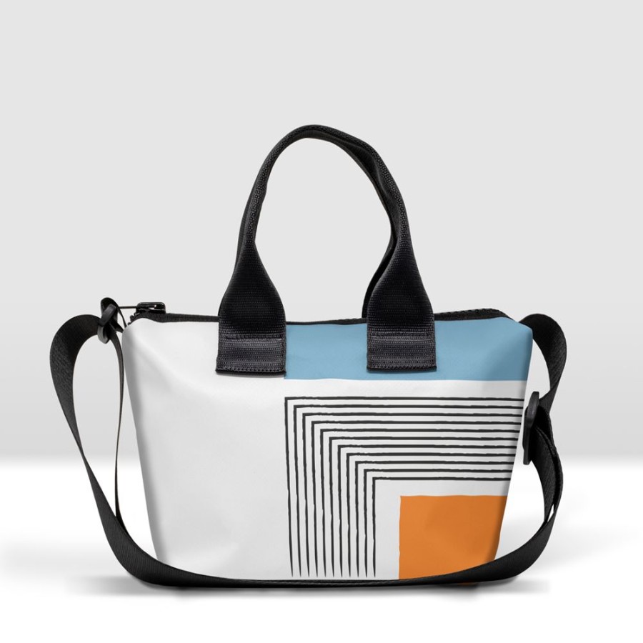 Classy Bagful | Corner