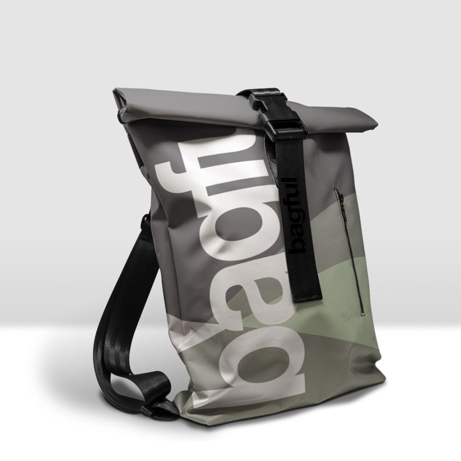 Bagpack Bagful | Scree